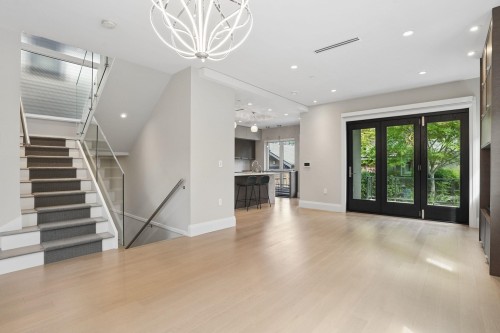 4481 15Th Avenue W, Vancouver, BC 