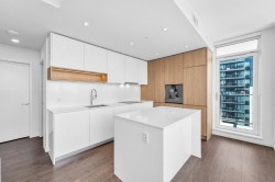 902-6808 Minoru Boulevard  Richmond, BC V6Y 0M7