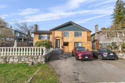 5307 Springdale Court Burnaby, BC V5B 2B5