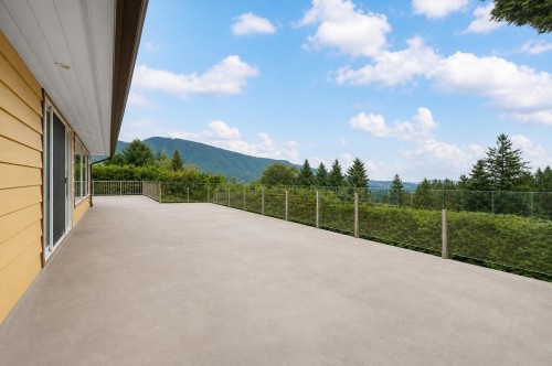870 Greenwood Road, West Vancouver, BC 