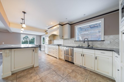 870 Greenwood Road, West Vancouver, BC 