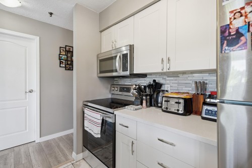 331-22661 Lougheed Highway, Maple Ridge, BC 