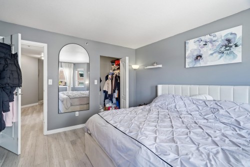 331-22661 Lougheed Highway, Maple Ridge, BC 