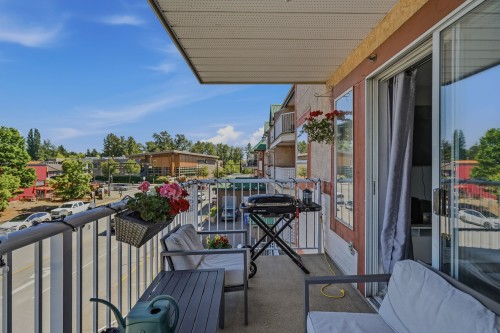 331-22661 Lougheed Highway, Maple Ridge, BC 