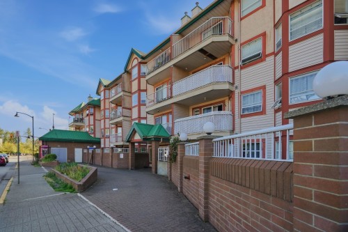 331-22661 Lougheed Highway, Maple Ridge, BC 