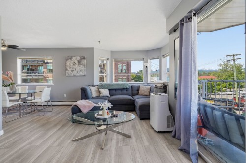 331-22661 Lougheed Highway, Maple Ridge, BC 
