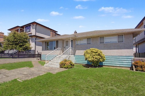 4843 Venables Street, Burnaby, BC 
