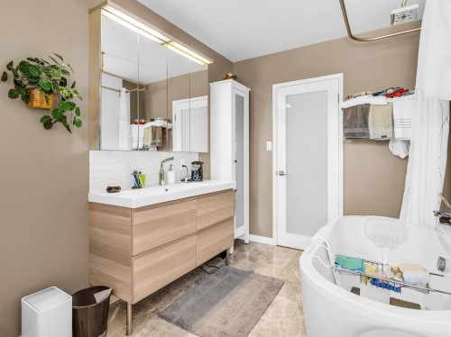 5261 Upland Drive, Delta, BC 