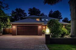 1338 54th Avenue W Vancouver, BC V6P 1N6