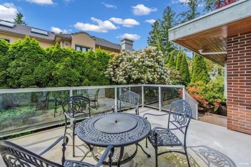 1338 54Th Avenue W, Vancouver, BC 