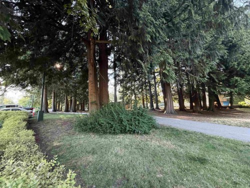 112-1000 King Albert Avenue, Coquitlam, BC - Outdoor