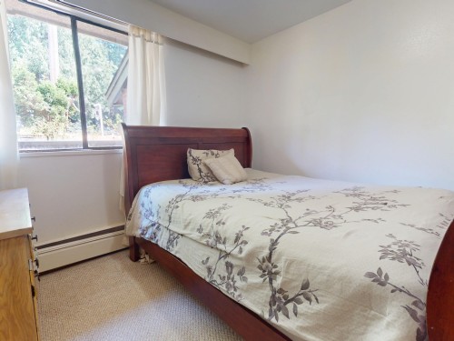112-1000 King Albert Avenue, Coquitlam, BC - Indoor Photo Showing Bedroom