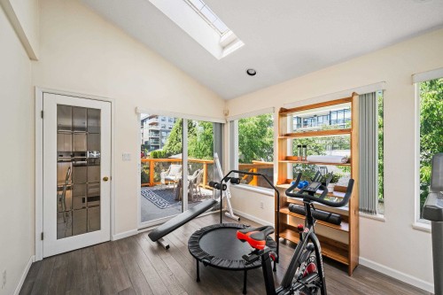 455 26Th Avenue W, Vancouver, BC 