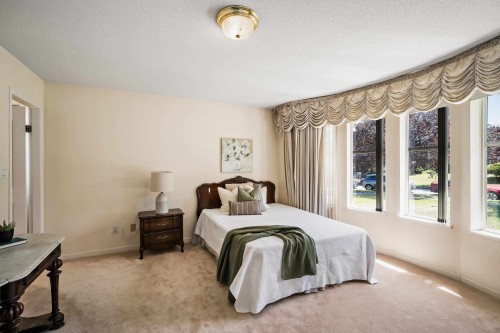 455 26Th Avenue W, Vancouver, BC 