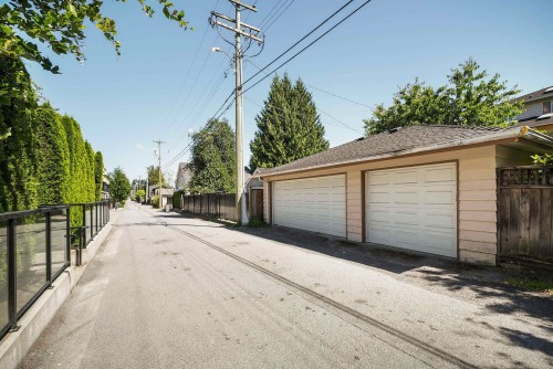 455 26Th Avenue W, Vancouver, BC 