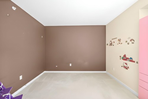 131-9229 University Crescent, Burnaby, BC - Indoor Photo Showing Other Room