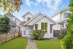 2411 George Street  North Vancouver, BC V7P 2N4
