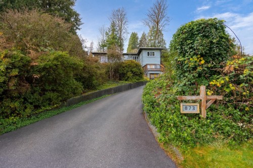 873 Baycrest Drive, North Vancouver, BC 