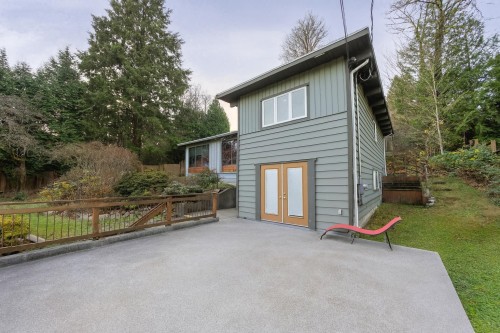 873 Baycrest Drive, North Vancouver, BC 