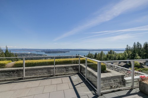 PH2-2200 Chippendale Road  West Vancouver, BC V7S 3J4