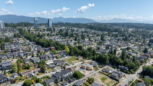 975 Edgar Avenue, Coquitlam, BC 