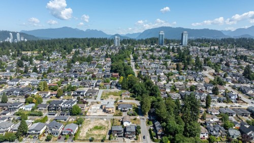 975 Edgar Avenue, Coquitlam, BC 