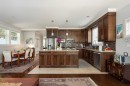 362 21St Street E, North Vancouver, BC 