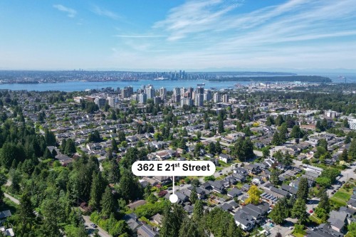 362 21St Street E, North Vancouver, BC 