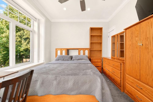 5886 Sherbrooke Street, Vancouver, BC - Indoor Photo Showing Bedroom