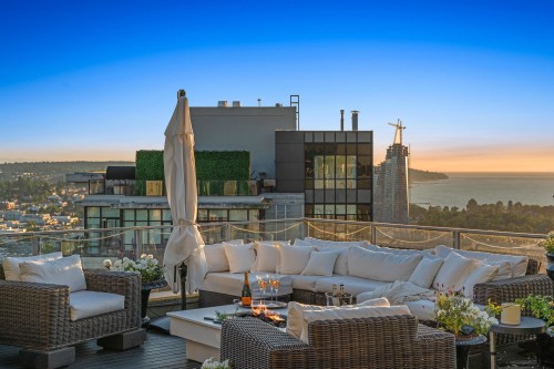 3701-1495 Richards, Vancouver, BC - Outdoor With Deck Patio Veranda