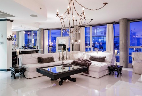 3701-1495 Richards, Vancouver, BC - Indoor Photo Showing Living Room