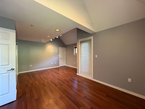 8575 Captains Cove, Vancouver, BC 