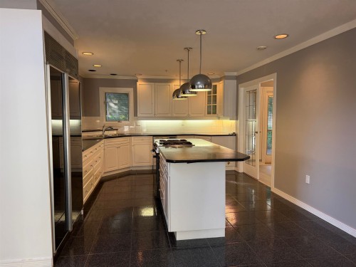 8575 Captains Cove, Vancouver, BC 