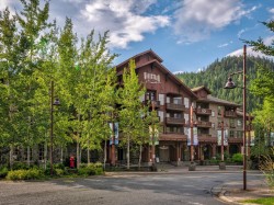 212D-2036 London Lane Whistler, BC V8E 0N7