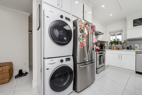 2843 5Th Avenue E, Vancouver, BC 