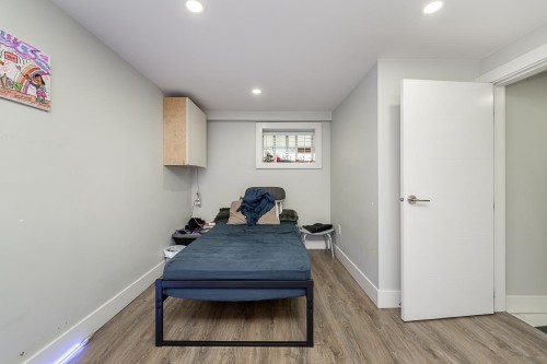 2843 5Th Avenue E, Vancouver, BC 