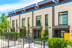 12-6778 Oak Street  Vancouver, BC V6P 0L2