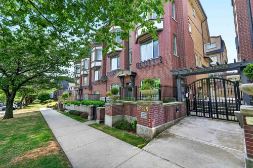 7523 Yukon Street, Vancouver, BC 