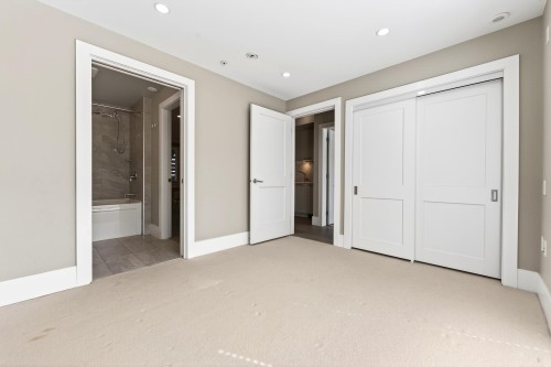 7523 Yukon Street, Vancouver, BC 