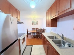 6380 Buswell St Richmond Richmond, BC V6Y 2G2