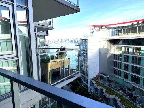 808-199 Victory Ship Way, North Vancouver, BC 