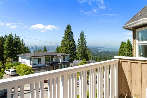 186 Braemar Road E, Vancouver, BC 