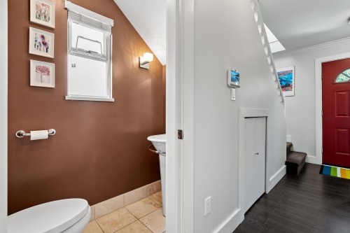 1050 10Th Avenue E, Vancouver, BC 
