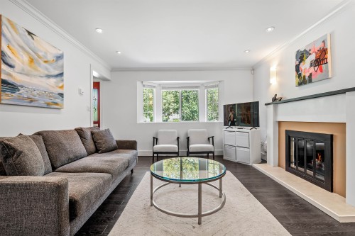 1050 10Th Avenue E, Vancouver, BC 