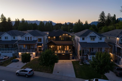 20859 Golf Lane, Maple Ridge, BC 