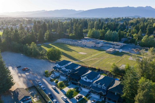 20859 Golf Lane, Maple Ridge, BC 