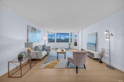 2001-6540 Burlington Avenue Burnaby, BC V5H 4G3