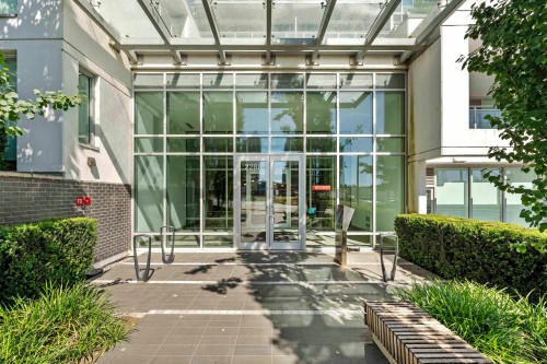 802-2288 Alpha Avenue  Burnaby, BC V5C 0L9