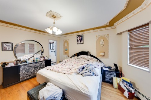 2825 3Rd Avenue E, Vancouver, BC 