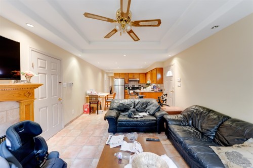 2825 3Rd Avenue E, Vancouver, BC 